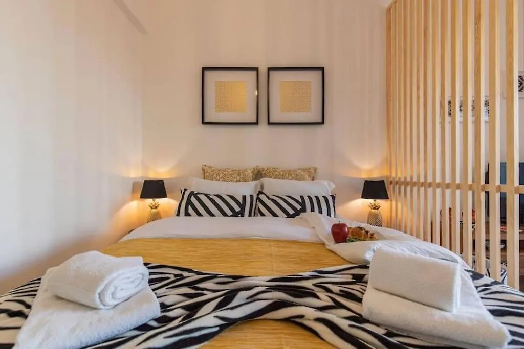 Amazing Studio With Terrace And Ac contacts